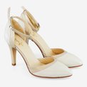 Pantofi decupati beige cu garnituri sidefate Perlla