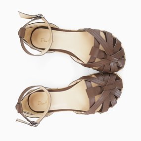 Sandale cu talpa joasa din piele naturala maro Veronica