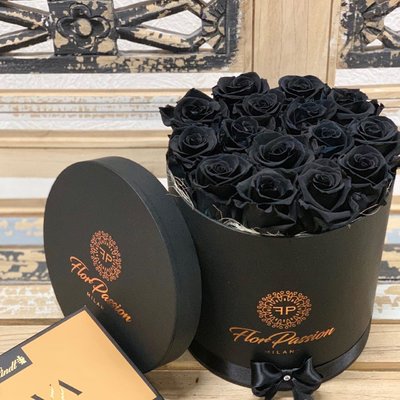 Lady in Black FlorPassion Forever Box