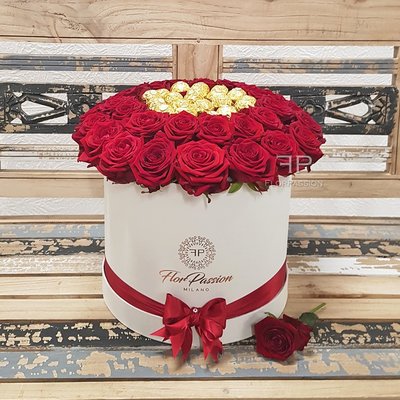 Ferrero Red Roses Box