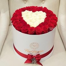 Preserved Roses Box | Million Roses | FlorPassion Flower Box