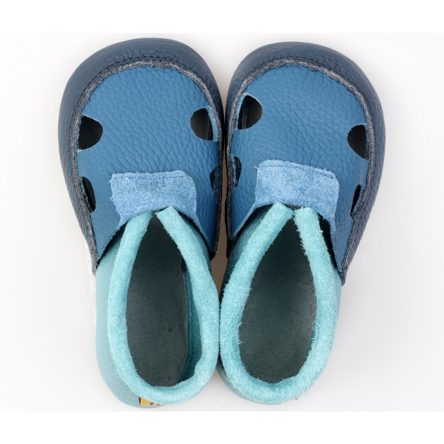 beach shoes with holes